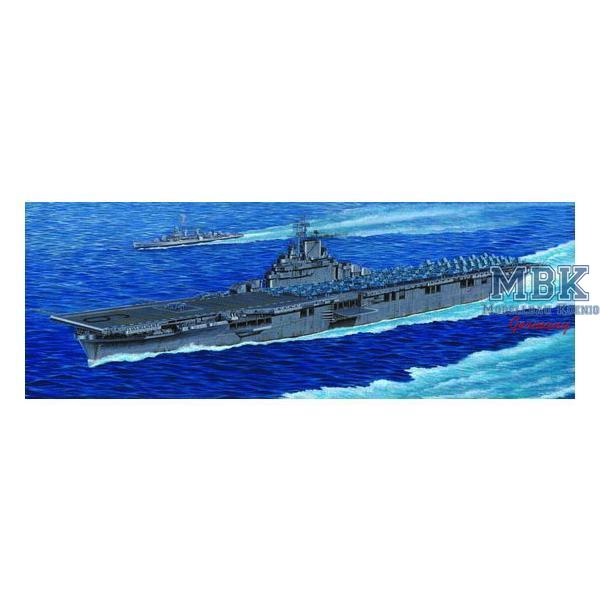U.S. Aircraft Carrier CV-9 Essex 1943 - TRUMPETER - TRU05602 - Schiffsmodellbau Schiffsmodelle 1:350  U.S. Navy