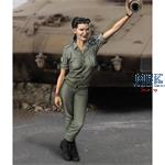 IDF Female Soldier (1:35)