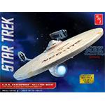 Star Trek U.S.S. Enterprise Refit + Shuttle