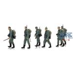 Wehrmacht Infanterie auf langem Marsch