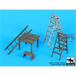 Ladders and table / Leitern und Tisch 1/32