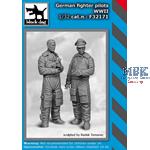 German fighter pilots WW II set  1:32