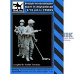British army  minesweeper team in Afganistan
