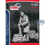 1940 French Infantryman at Rest No.3