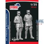 40’ French Gendarmes Set