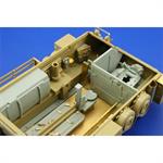 M-113 IDF Fitter interior (Academy)