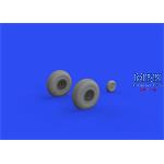 Boeing B-17 wheels block tread 1/48
