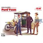 Ford Team w/ Model T 1913 Roadster