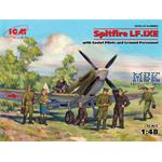 Spitfire Mk.IXE w.Soviet Pilots & Ground Personnel
