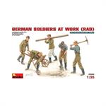 German Soldiers at Work (RAD)