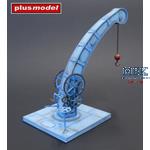 Hand operated port crane