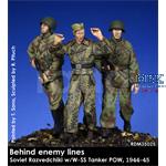 Behind enemy lines - Soviet Razvedchiki w/ POW
