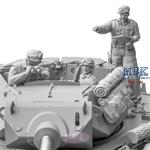 WWII M10 Achilles Tank Crew (1:16)