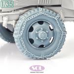 U.S 2.5t 6x6 Cargo Truck Tires w/ chains (Tamiya)