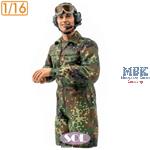 Tank Loader in Leopard 2A6 (f.Trumpeter) (1:16)