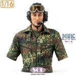 Tank Driver in Leopard 2A6 (f.Trumpeter) (1:16)
