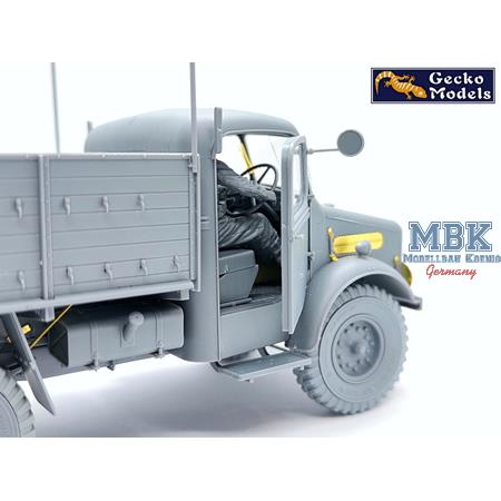 Brit.GS Truck 30cwt 4x2 Bedford OXD (Wood.Crg.Bd.)