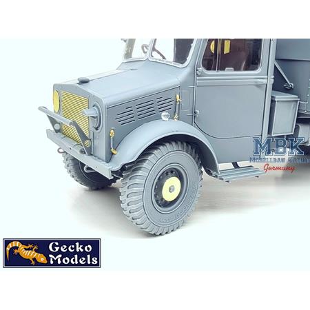 Bedford OYD Truck 3t 4x2 GS (Metal Cargo Body)