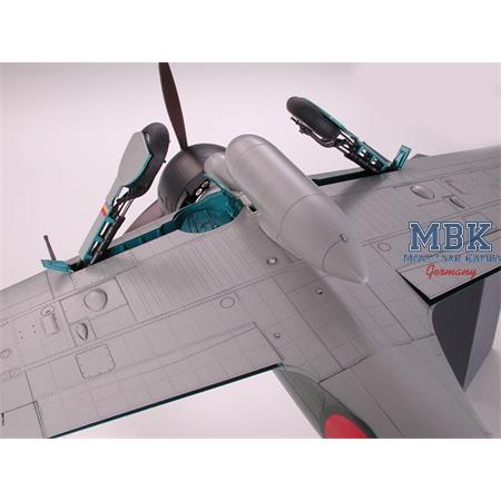 Mitsubishi A6M5 Zero Fighter 52