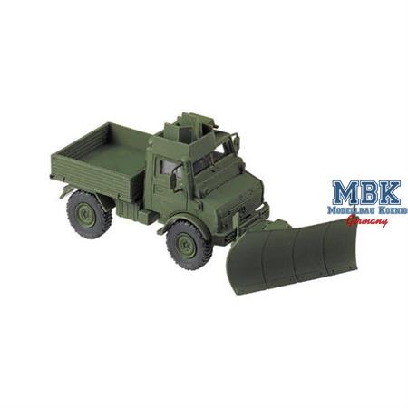 Unimog U1200L+Pflug+MSA