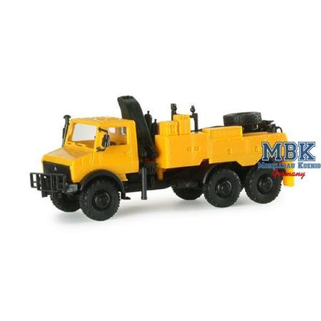 Unimog 2450L Bergefahrzeug