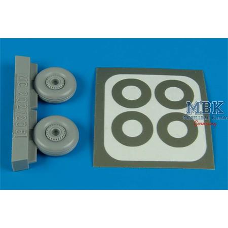 MACCHI MC 202/205 WHEELS & PAINT MASKS
