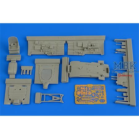 P-40B WARHAWK COCKPIT SET
