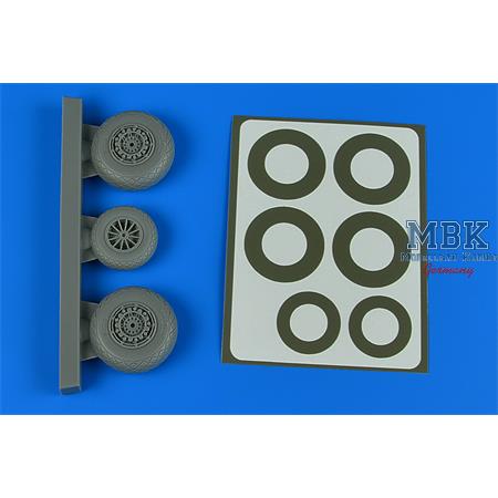 B-26K Invader wheels & paint masks - early -