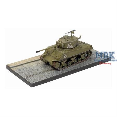 Sherman M4A2(76)W Red Army w/Diorama Base