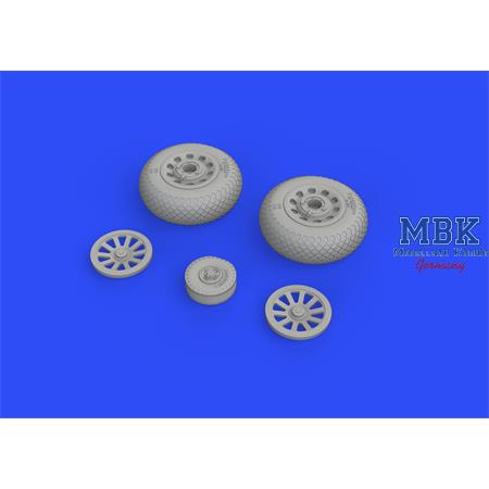 P-51D wheels cross tread 1/48