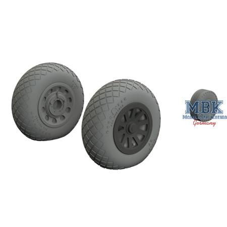 North-American P-51B/C wheels diamond tread 2 1/48