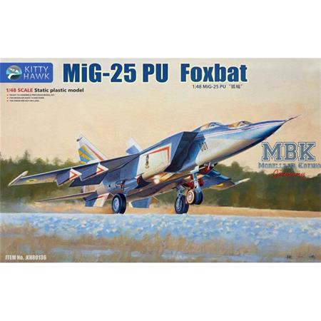 Mikoyan MiG-25PU Foxbat