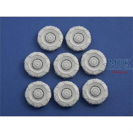 Räderset mit Schneeketten für Sd.Kfz.234 (Set A)