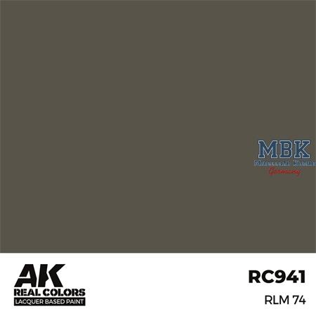 REAL COLORS: RLM 74 17 m