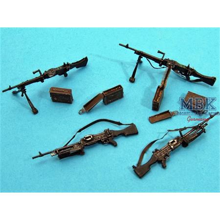 UK GPMG Weapons & Ammunition