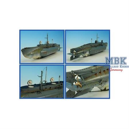 MAQUETTE DU SOUS-MARIN Anglais .. HMS X-Craft ..WWII aux 1/35 ... EUR