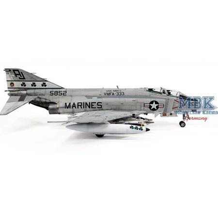 McDonnell-Douglas F-4J Phantom VMFA-333 Shamrocks