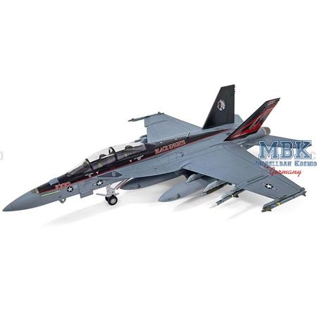 Boeing F/A-18F VFA-154  "Black Knights"