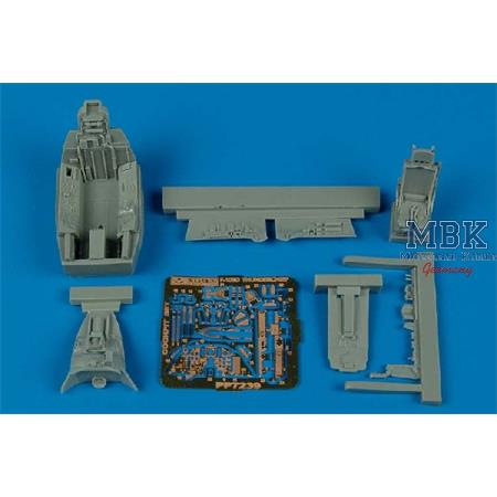 F-105D Thunderchief cockpit set for TRU