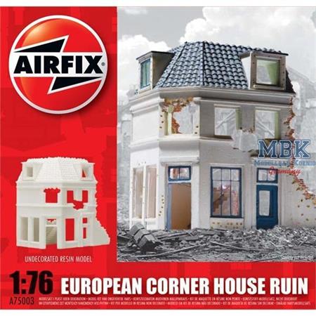 European Corner House Ruin 1:76