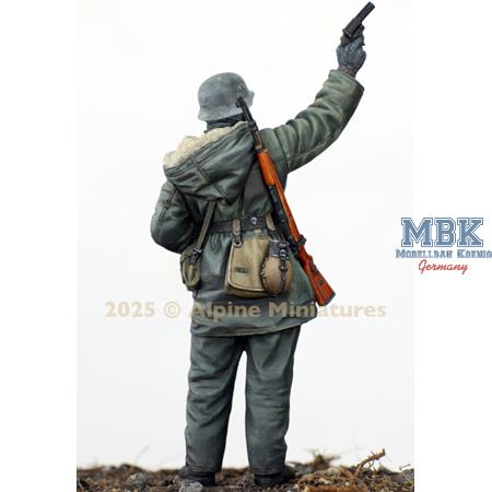 W-SS Grenadier & Flare Gun 1:35