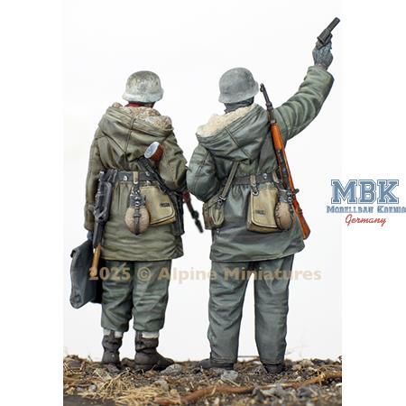 W-SS Grenadiere at  Kharkov Set (2 figures) 1:35