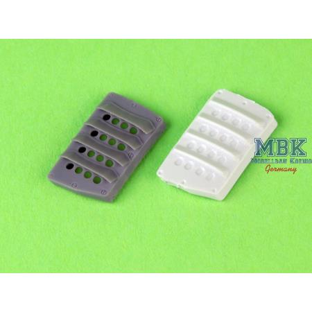 P-51 Mustang carburetor air filter cover RAF #2