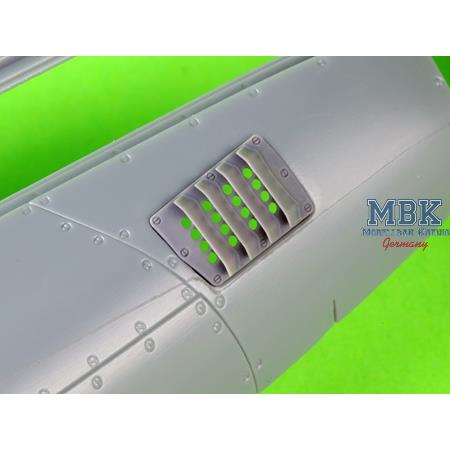 P-51 Mustang carburetor air filter cover RAF #2