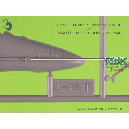 A-4 Skyhawk - LONG STRAIGHT refueling probe boom