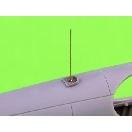 Whip antenna P-51 Mustang with Malcolm Hood canopy