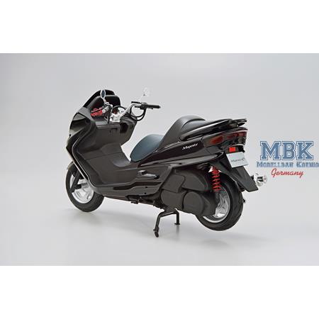 Yamaha SG03J Majesty C '06 w/ Custom Parts (1:12)