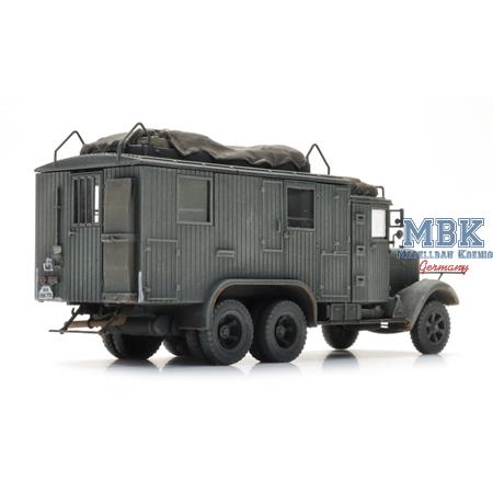 Wehrmacht Henschel 33 Kfz.72 radio