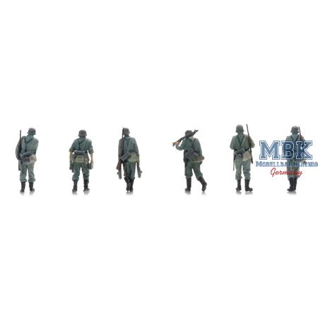 Wehrmacht Infanterie marschiert an die Front