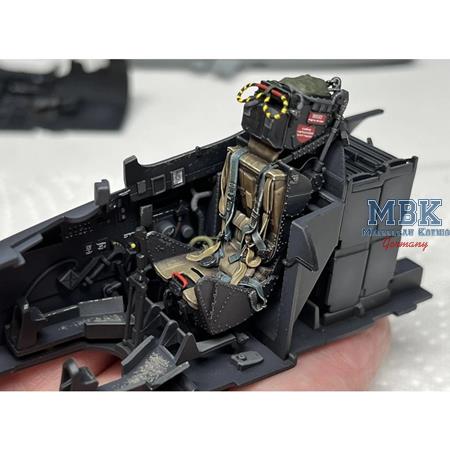 Ejection Seat-M.B Mk.2E w/seat belts, w/survival